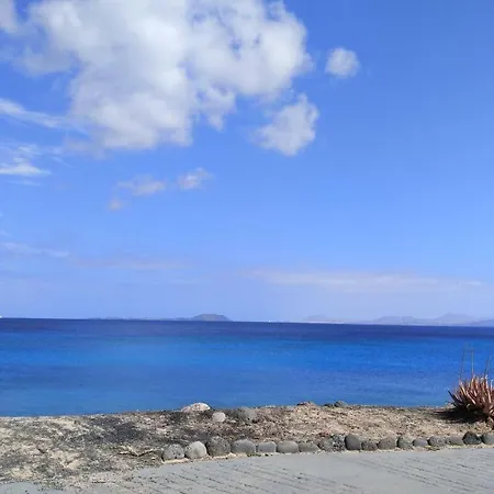 Апартаменты Brisas *